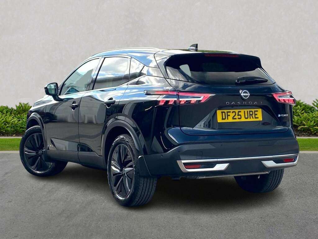Nissan Qashqai 1.5 E-power Tekna DF25URE Black #2