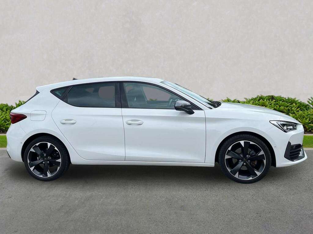 Cupra Leon 1.5 Tsi V1 Hatchback Euro 6 Ss DG24EUW White #3
