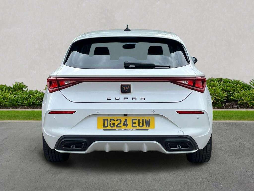 Cupra Leon 1.5 Tsi V1 Hatchback Euro 6 Ss DG24EUW White #4