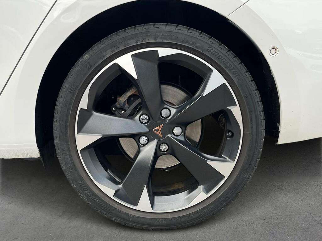 Cupra Leon 1.5 Tsi V1 Hatchback Euro 6 Ss DG24EUW White #6