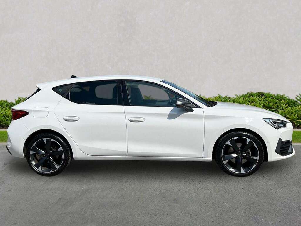 Cupra Leon 1.5 Tsi V1 Hatchback Euro 6 Ss DG24EGZ White #3