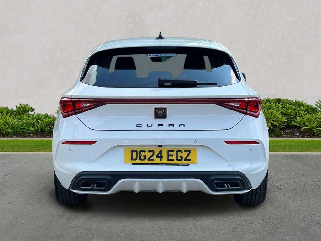 Cupra Leon 1.5 Tsi V1 Hatchback Euro 6 Ss DG24EGZ White #4