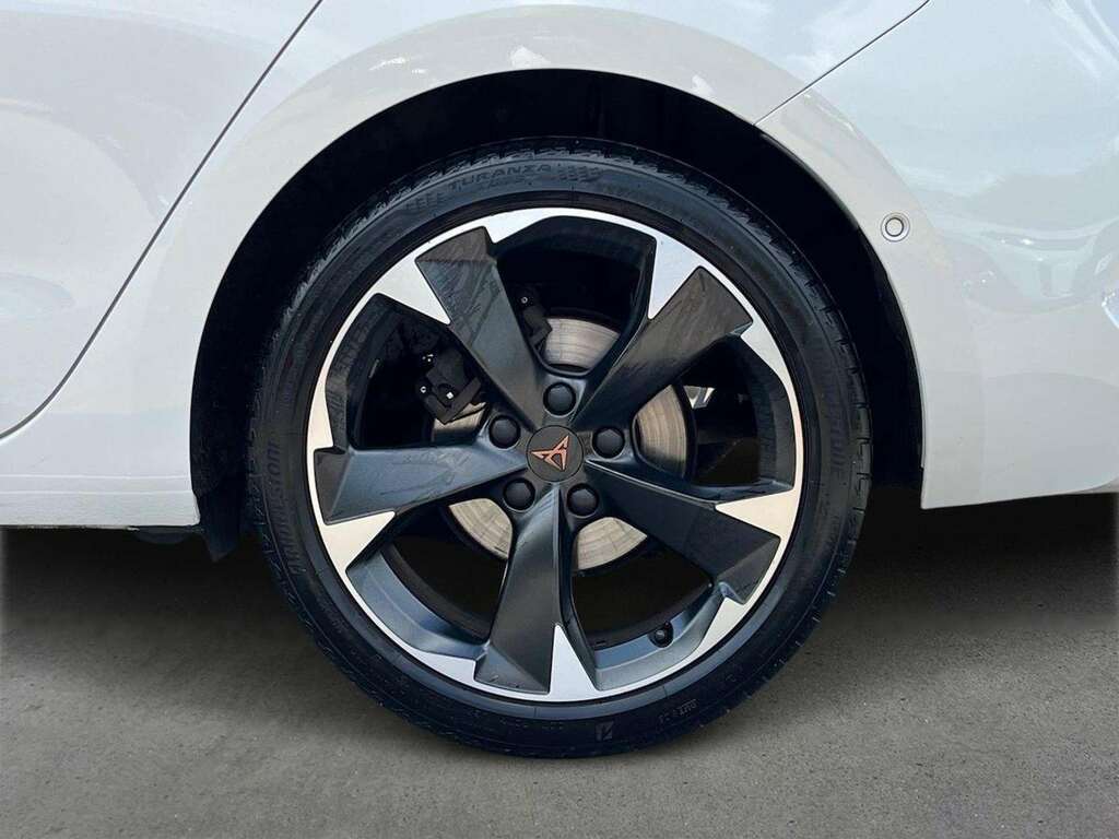 Cupra Leon 1.5 Tsi V1 Hatchback Euro 6 Ss DG24EGZ White #6