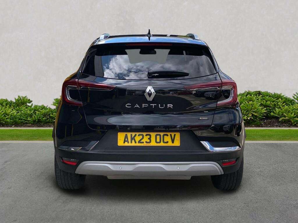 Renault Captur Techno E-tech Phev AK23OCV Black #4