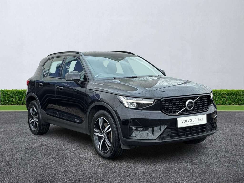 Volvo XC40 2.0 B3p Plus Dark Black