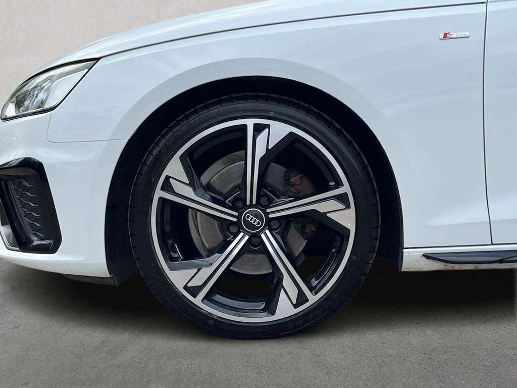 Audi A4 2.0 Tdi 35 Black Edition Saloon S Troni White #6
