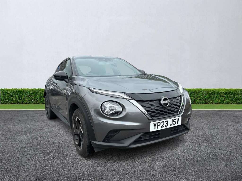 Nissan Juke 1.6 Hybrid N-connecta Grey
