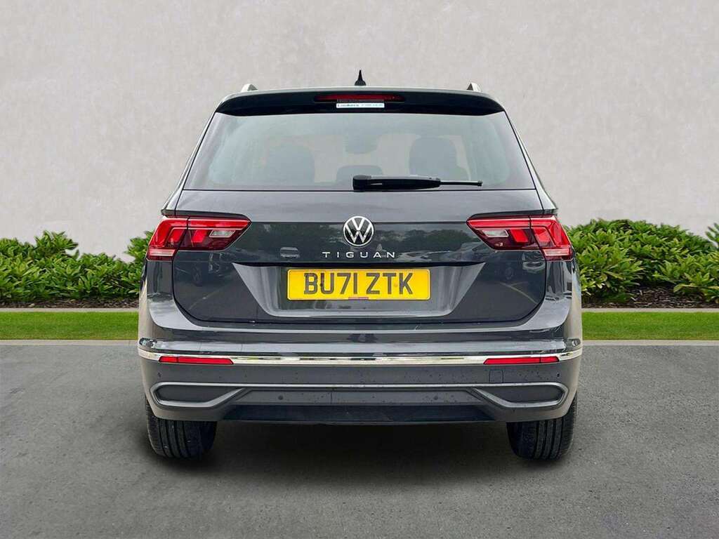 Volkswagen Tiguan 1.5 Tsi Life Suv Euro 6 Ss 1 BU71ZTK Grey #4