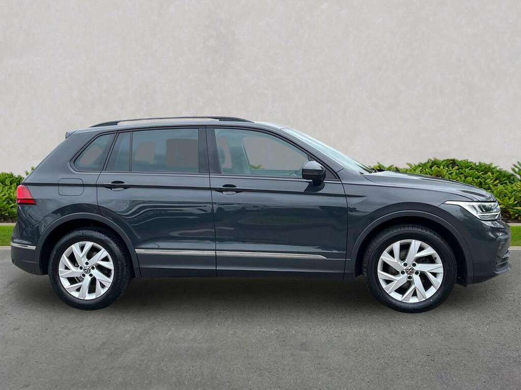 Volkswagen Tiguan 1.5 Tsi Life Suv Euro 6 Ss 1 BU71ZTK Grey #3