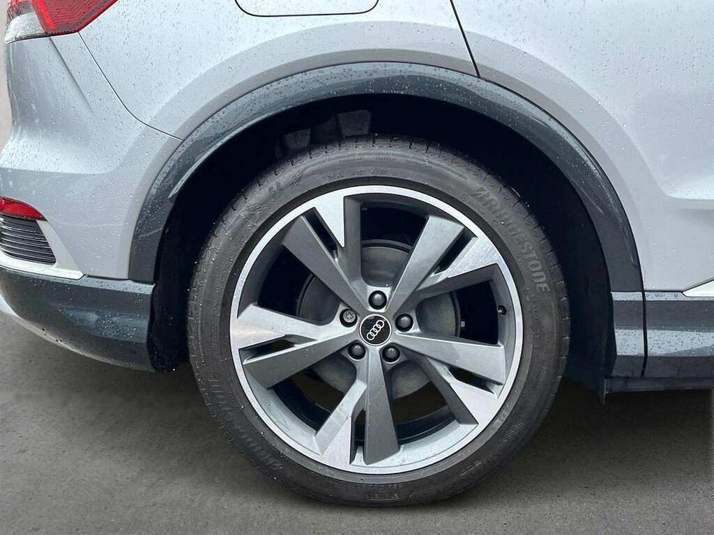 Audi Q4 E Tron 35 S Line Suv 55Kwh 170 Ps Silver #6