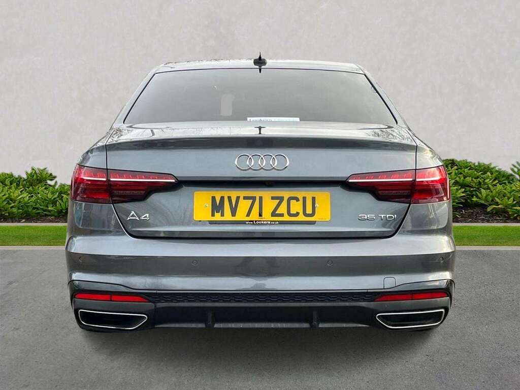 Audi A4 2.0 Tdi 35 Black Edition Saloon S Troni MV71ZCU Grey #4