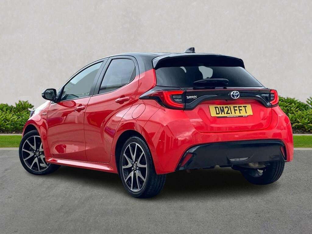 Toyota Yaris 1.5 Vvt-h Launch Edition Hatchback Hybr DM21FFT Orange #2