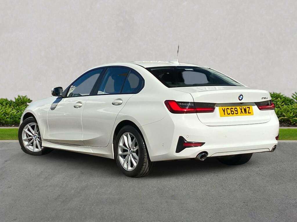 BMW 3 Series 2.0 318D Se Saloon Euro 6 Ss 1 YC69XWZ White #2