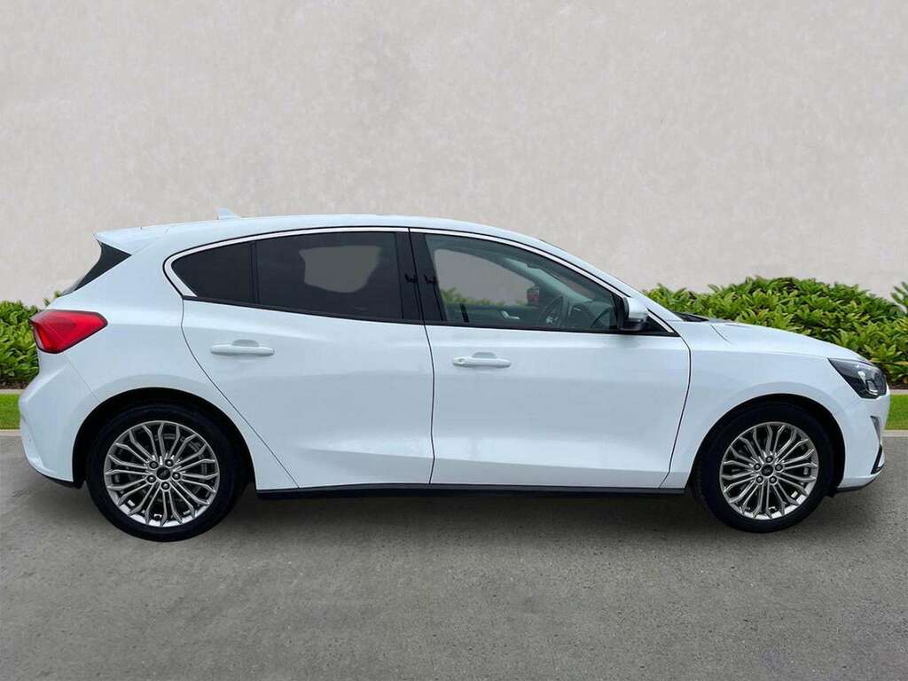 Ford Focus 1.0 Ecoboost 125 Titanium X MP19ZPC White #3