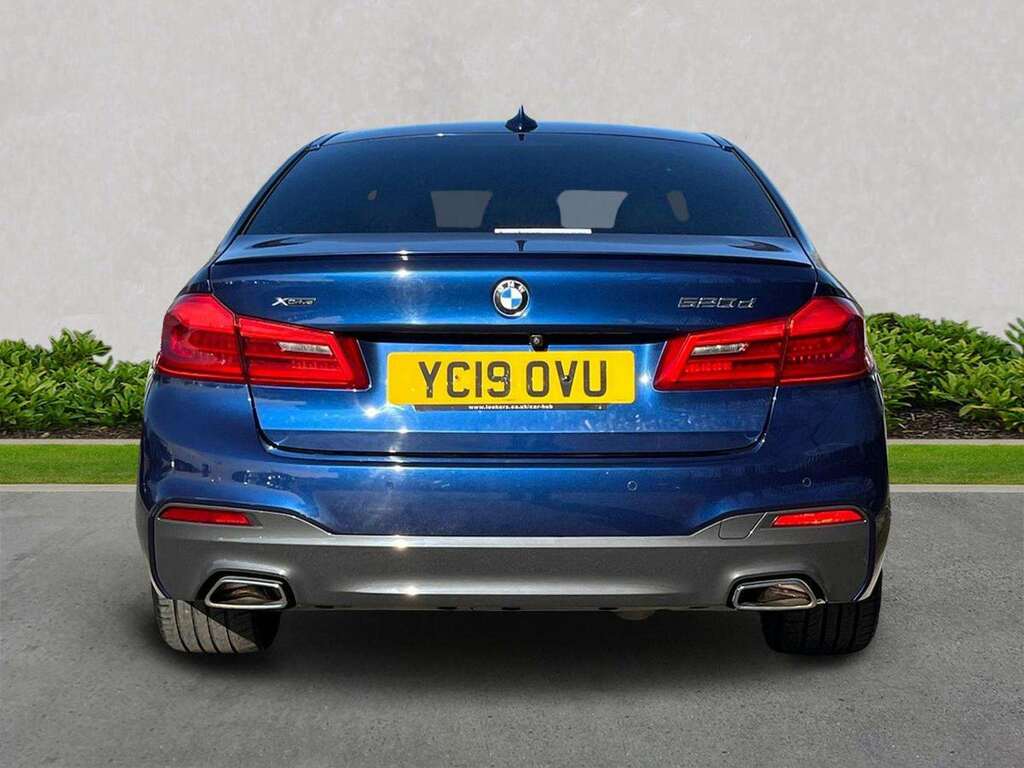 BMW 5 Series 2.0 520D M Sport Saloon Xdrive Eur YC19OVU Blue #4