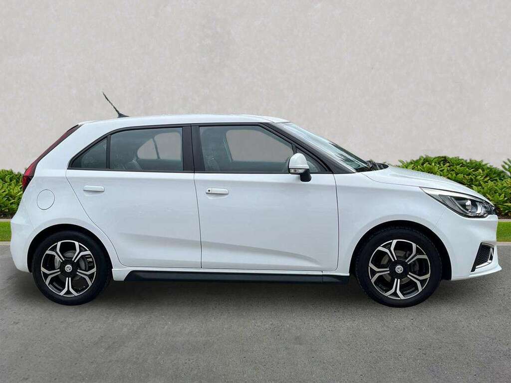 MG MG3 1.5 Vti-tech Exclusive Hatchback BC68YWV White #3