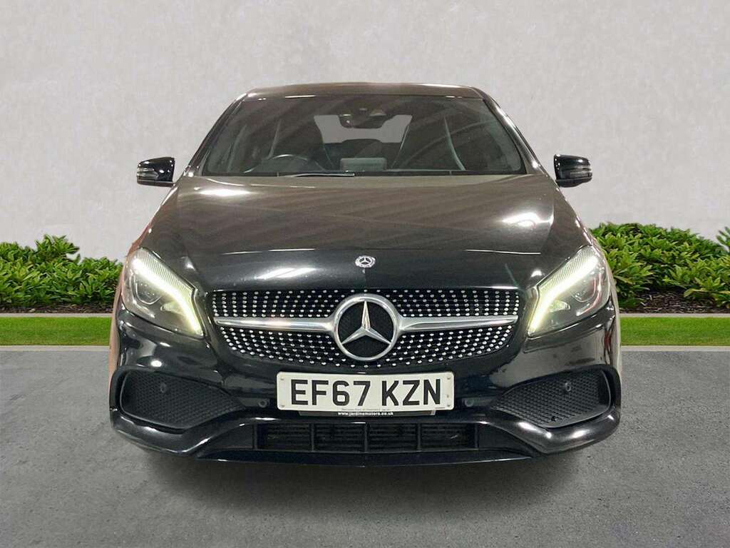 Mercedes-Benz A Class A180 Amg Line Premium EF67KZN Black #5