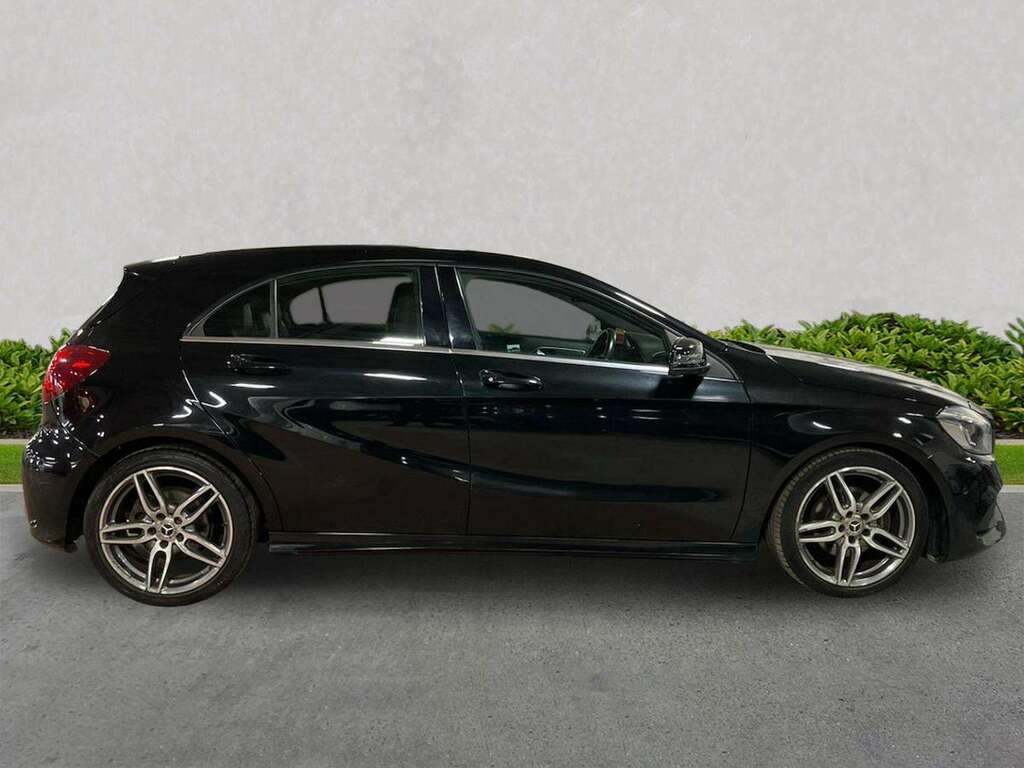 Mercedes-Benz A Class A180 Amg Line Premium EF67KZN Black #3