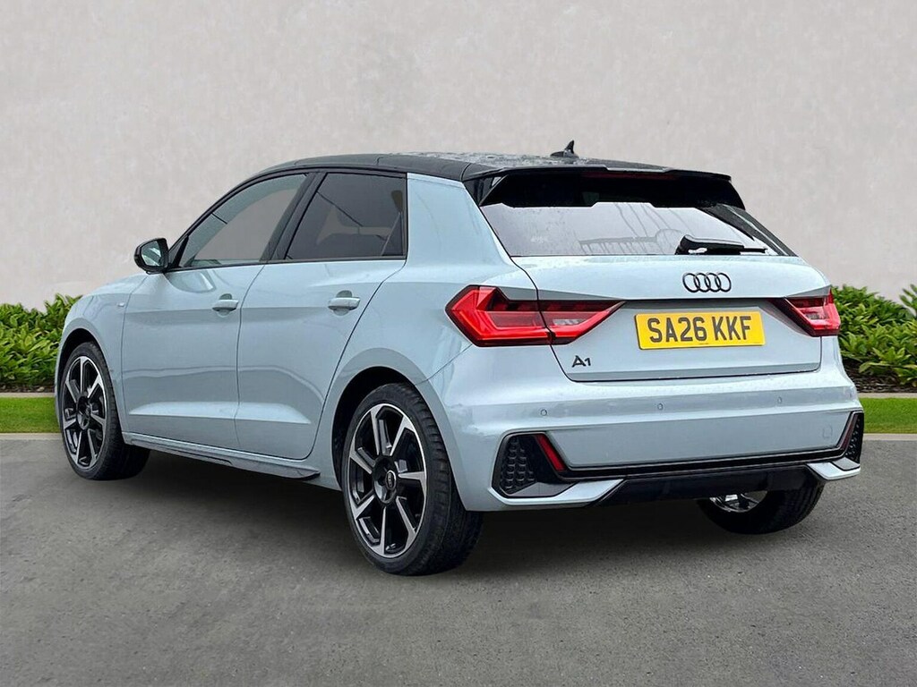Audi A1 1.0 Tfsi 25 Black Edition Sportback S T SA26KKF #2