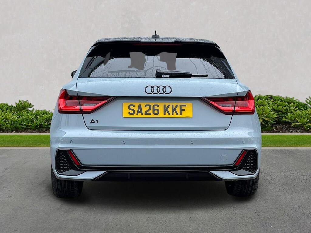 Audi A1 1.0 Tfsi 25 Black Edition Sportback S T SA26KKF #4