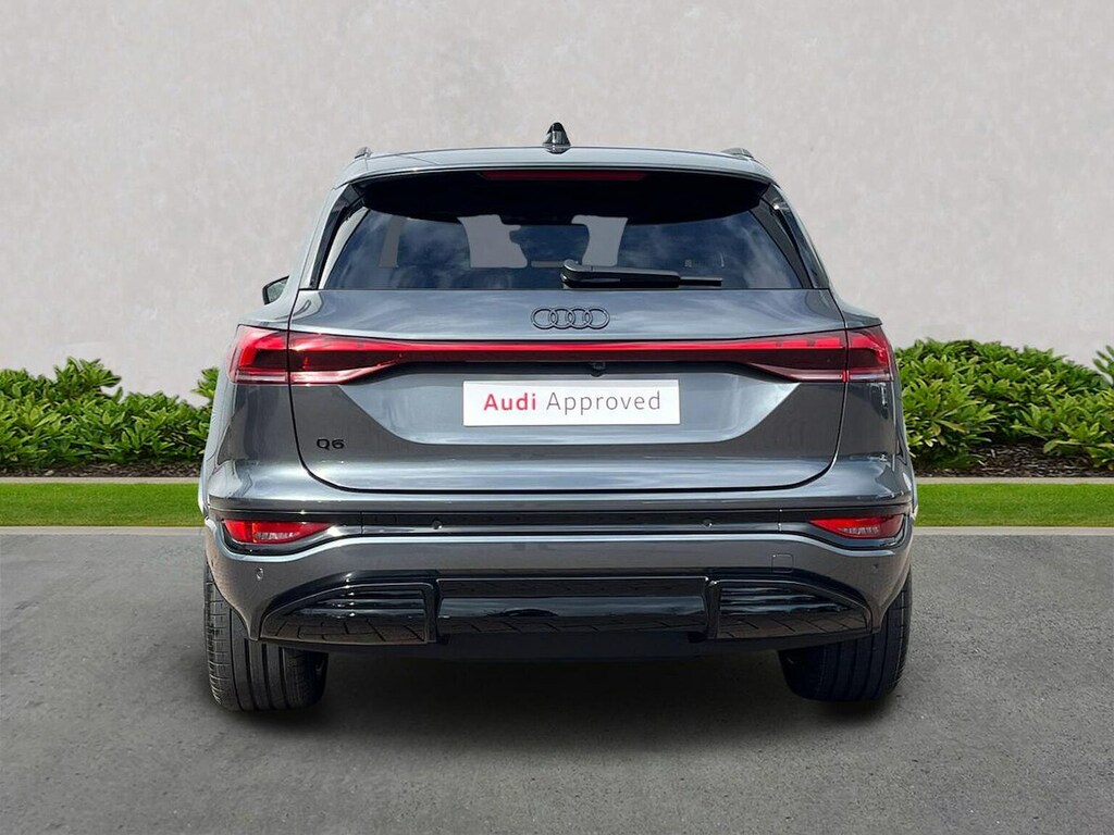 Audi Q6 E-Tron 83Kwh Edition 1 Suv 252 Ps SF26WWK Grey #4