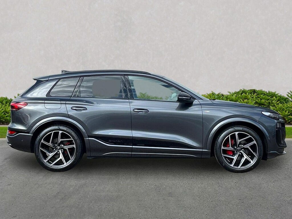 Audi Q6 E-Tron 83Kwh Edition 1 Suv 252 Ps SF26WWK Grey #3