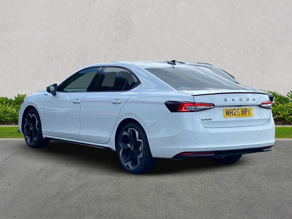 Skoda Superb 1.5 Tsi E-tec Mhev Sportline Hatchback MH25HPK White #2
