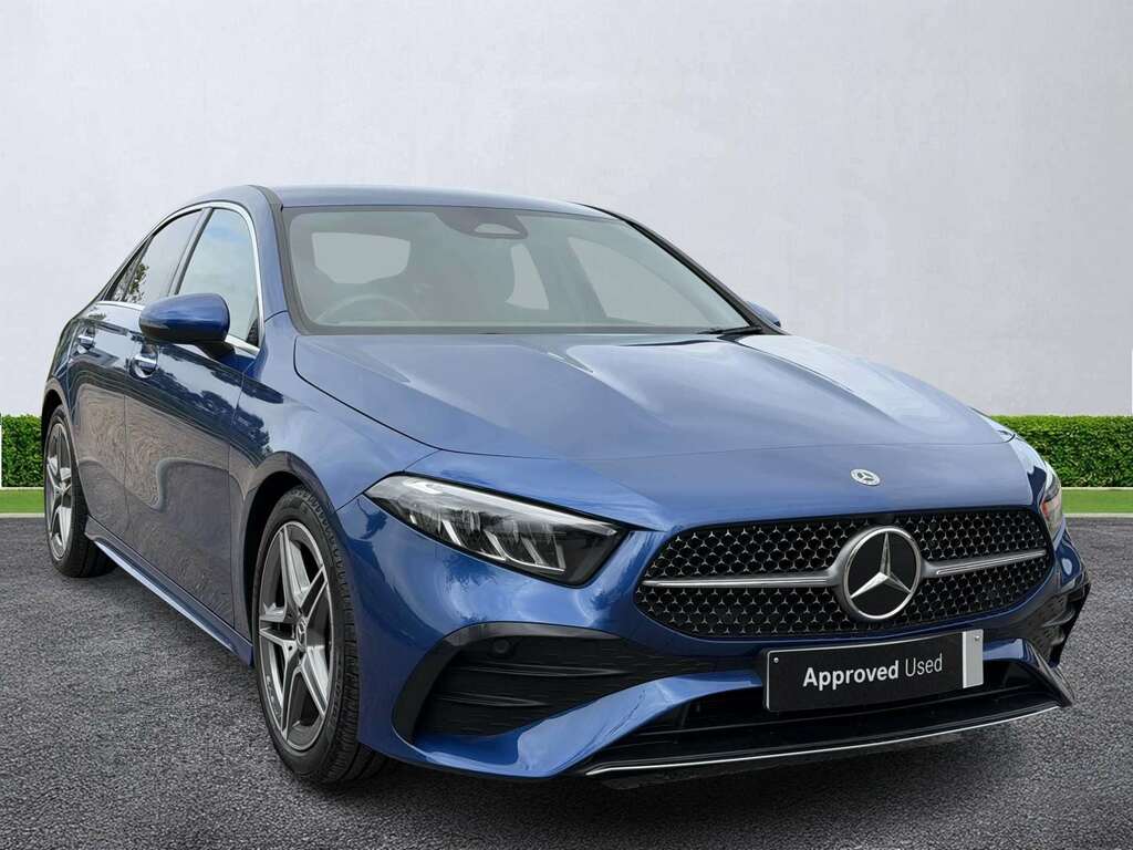 Mercedes-Benz A Class A180 Amg Line Executive Blue