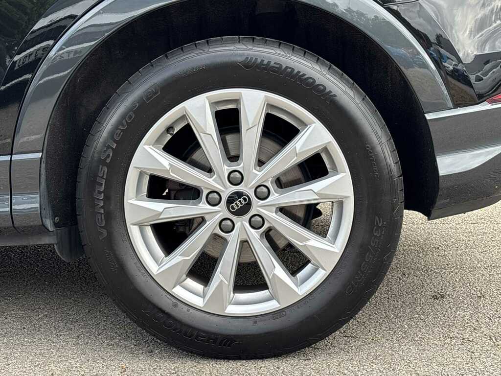 Audi Q3 35 Tfsi Sport S Tronic NV24PHU Black #6