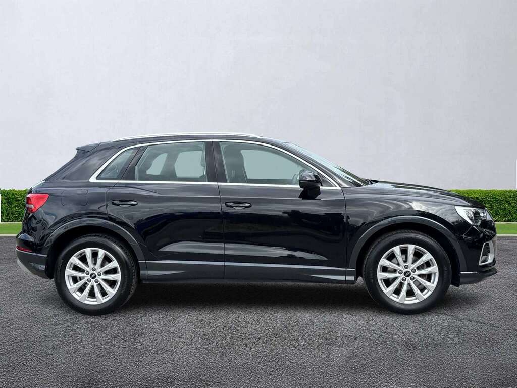 Audi Q3 35 Tfsi Sport S Tronic NV24PHU Black #3