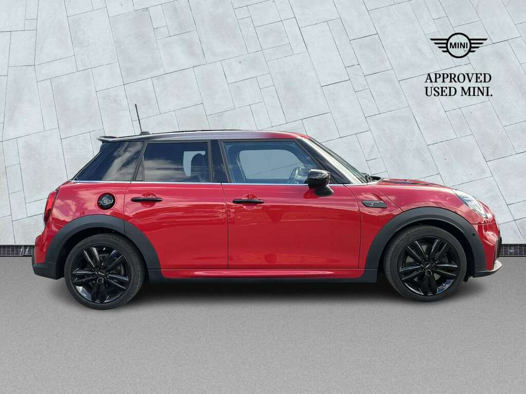 Mini Hatch 2.0 Cooper S Sport Premium Plus NG23FNF Red #3