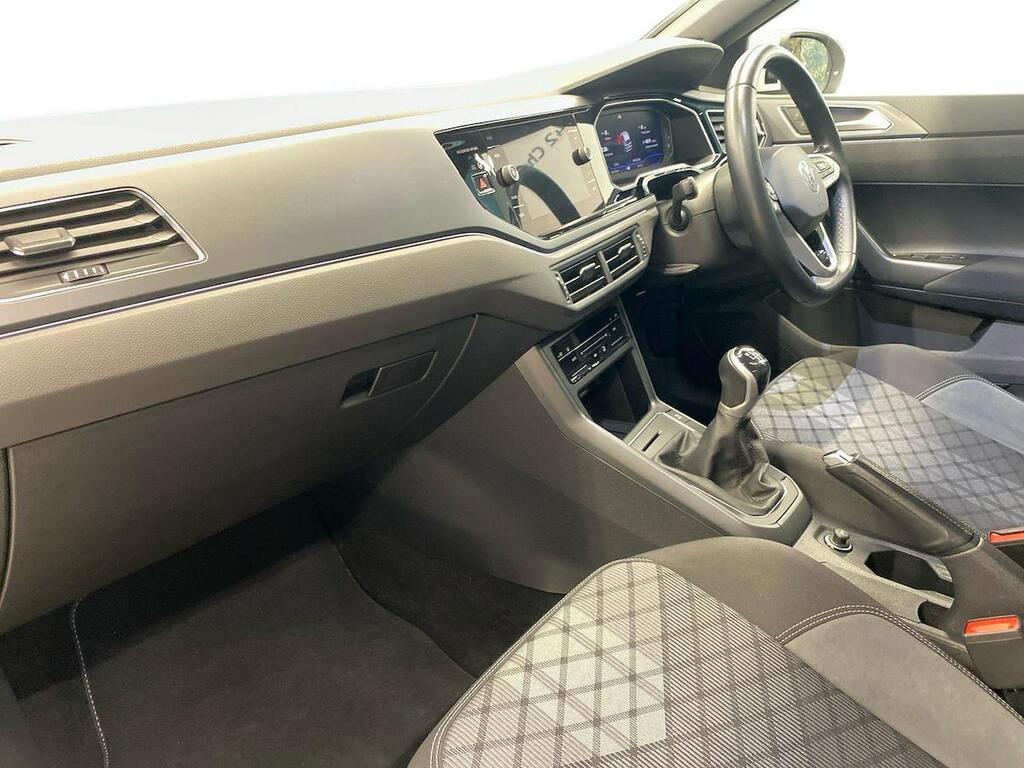 Volkswagen Taigo 1.0 Tsi R-line Suv Euro 6 Ss White #6
