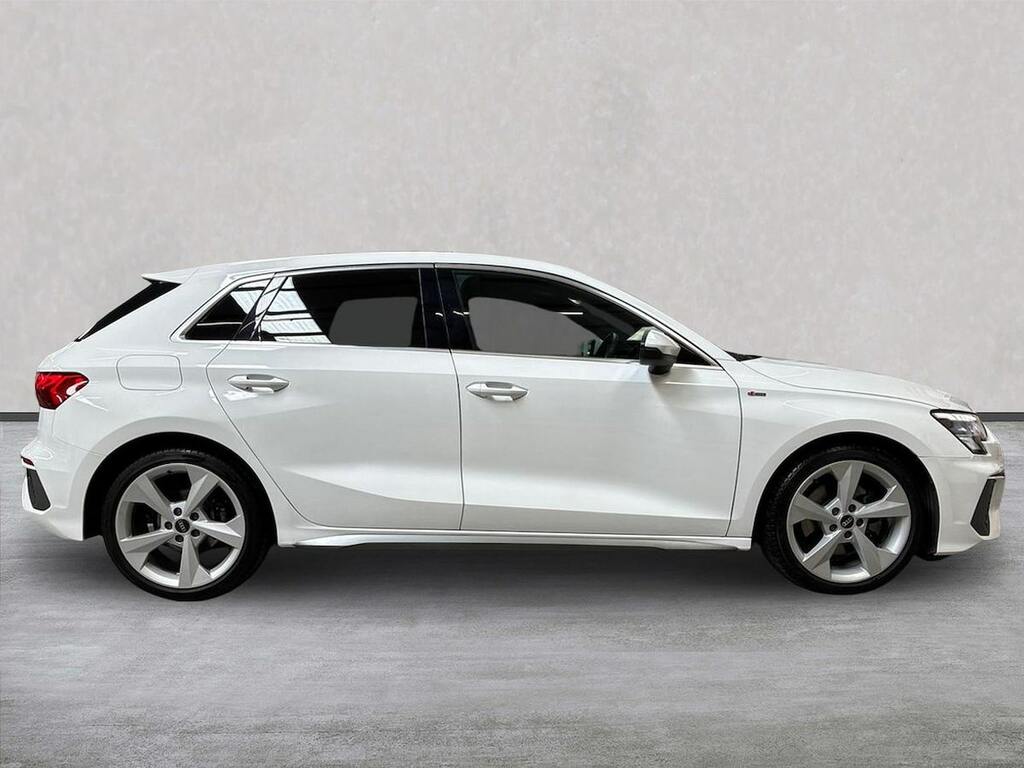 Audi A3 1.5 Tfsi 35 S Line Sportback Eur White #3
