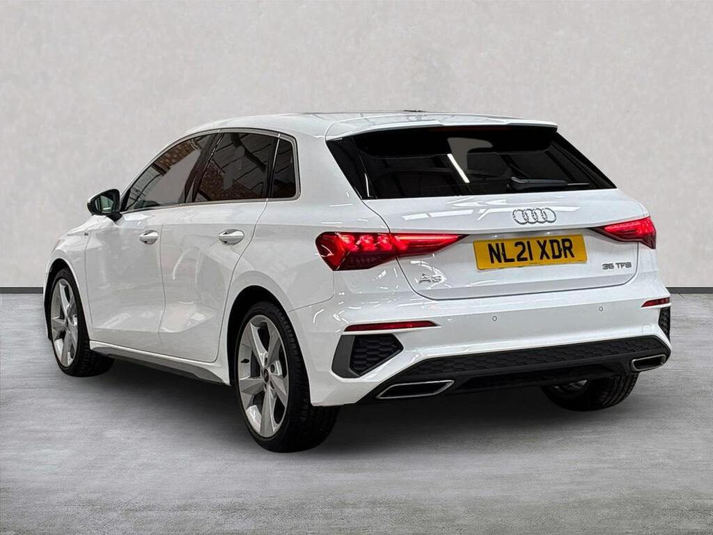 Audi A3 1.5 Tfsi 35 S Line Sportback Eur White #2