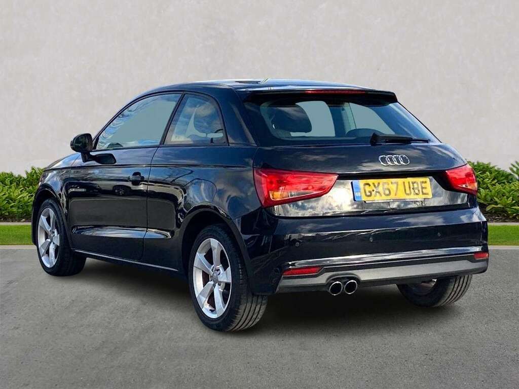 Audi A1 1.4 Tfsi Sport GX67UBE Black #3