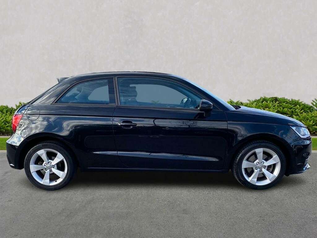 Audi A1 1.4 Tfsi Sport GX67UBE Black #2