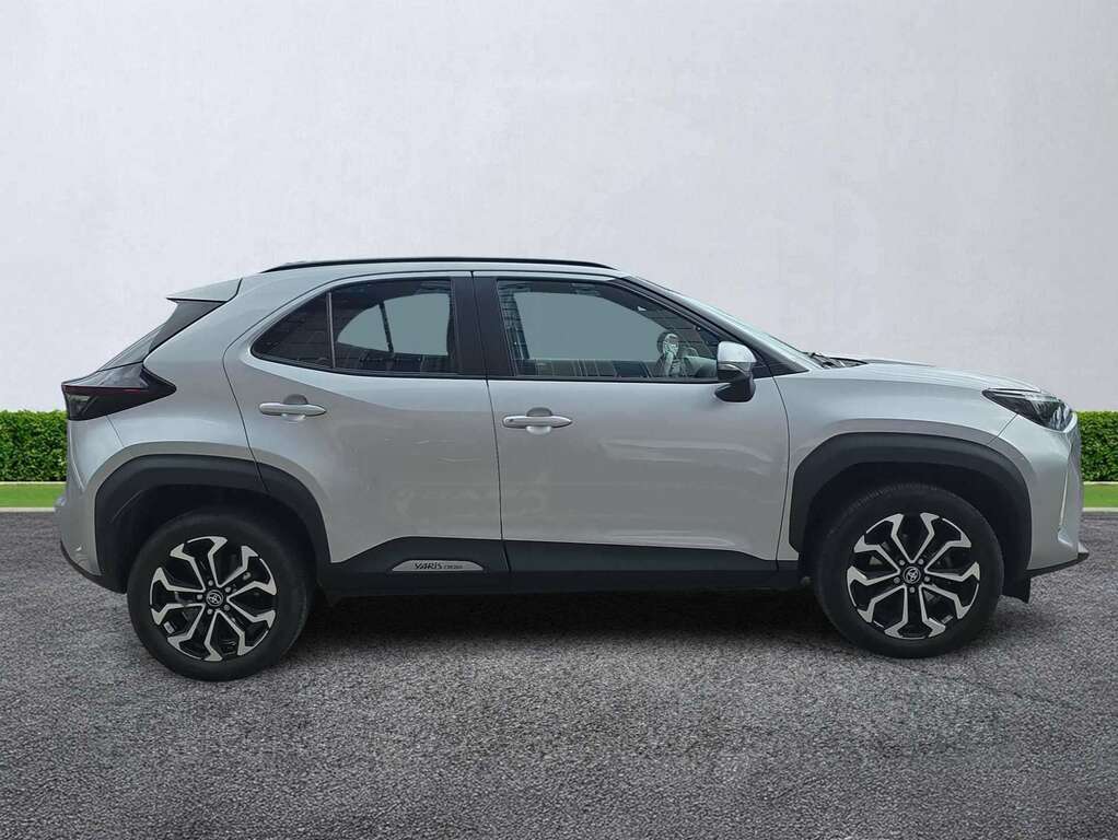 Toyota Yaris Cross 1.5 Hybrid Design Cvt YC73RYP Silver #3