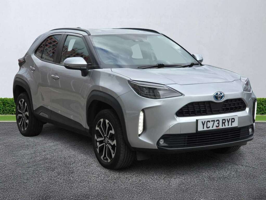 Toyota Yaris Cross 1.5 Hybrid Design Cvt Silver