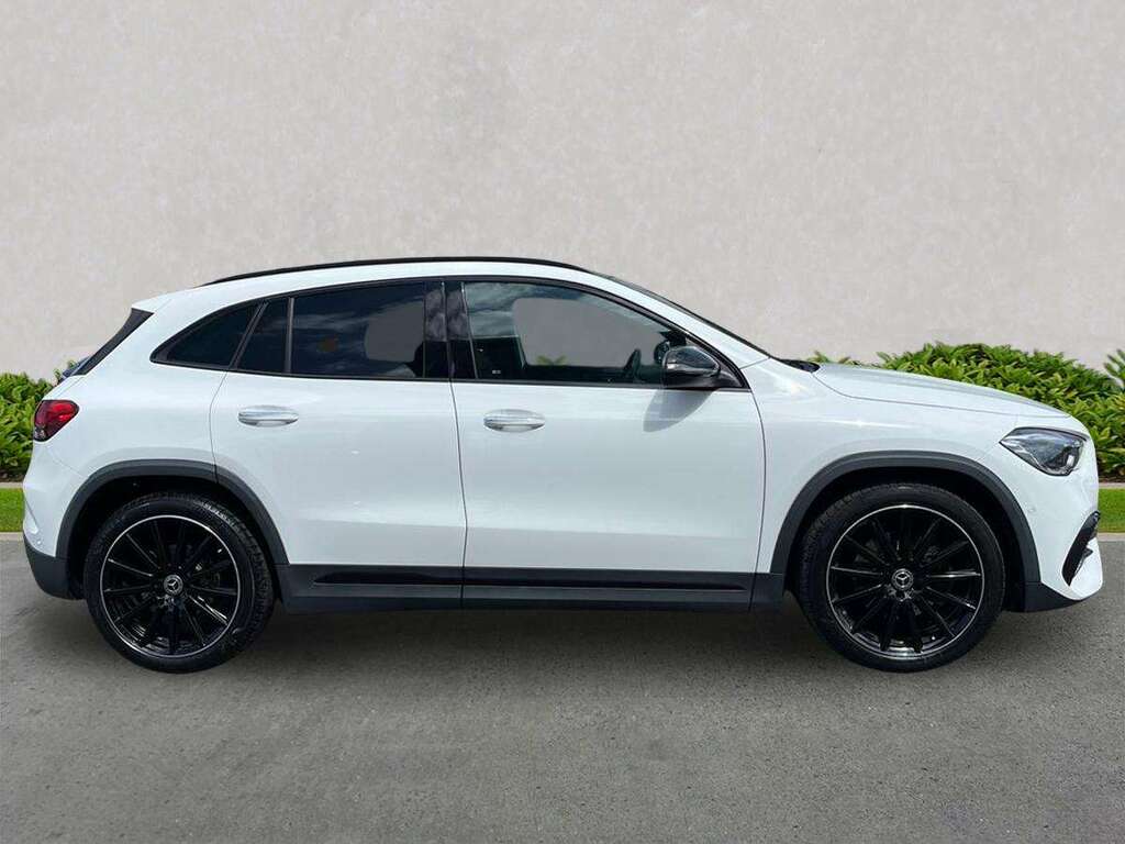 Mercedes-Benz GLA Class Gla 200 Amg Line Premium Plus Night Ed GN23VOU White #3