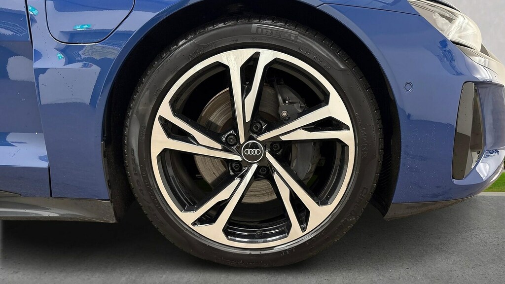 Audi E Tron GT 93.4Kwh Vorsprung Saloon Quattro VU23EUR Blue #4