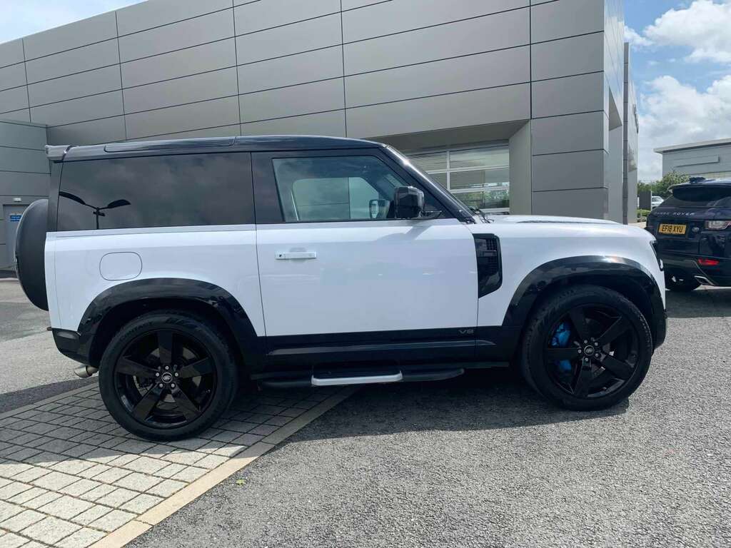 Land Rover Defender 90 5.0 P525 V8 90 White #4
