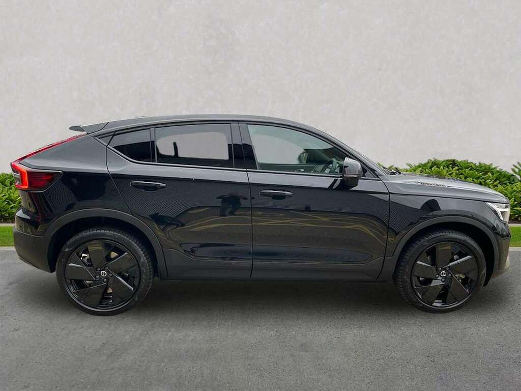 Volvo EC40 325Kw Tm Perf Ultra Black Edition 82Kwh Black #3