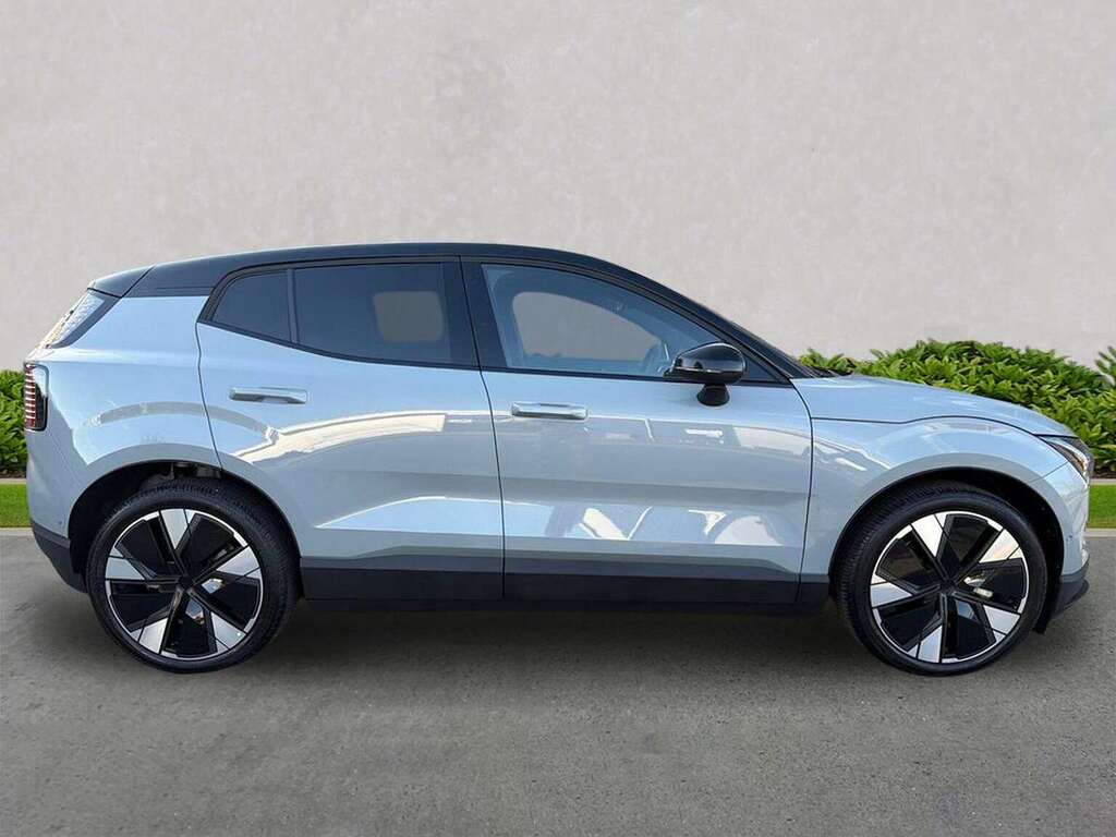 Volvo EX30 200Kw Sm Extended Range Ultra 69Kwh EO26FOV Grey #3