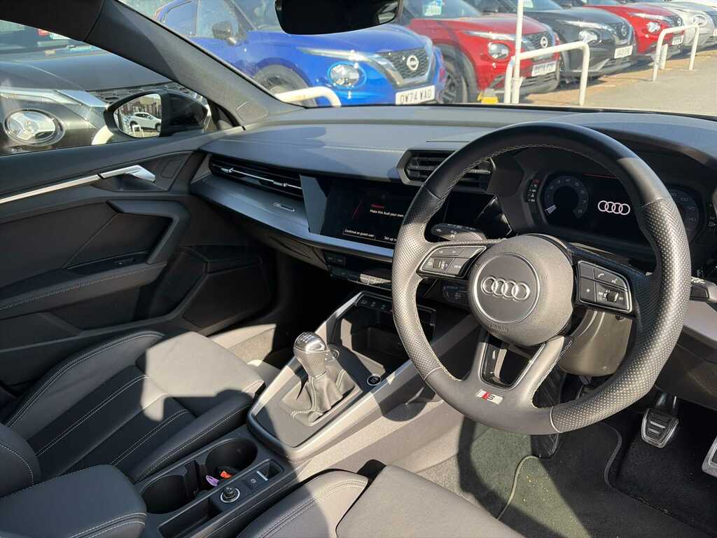 Audi A3 35 Tfsi S Line DG24BEY Black #6