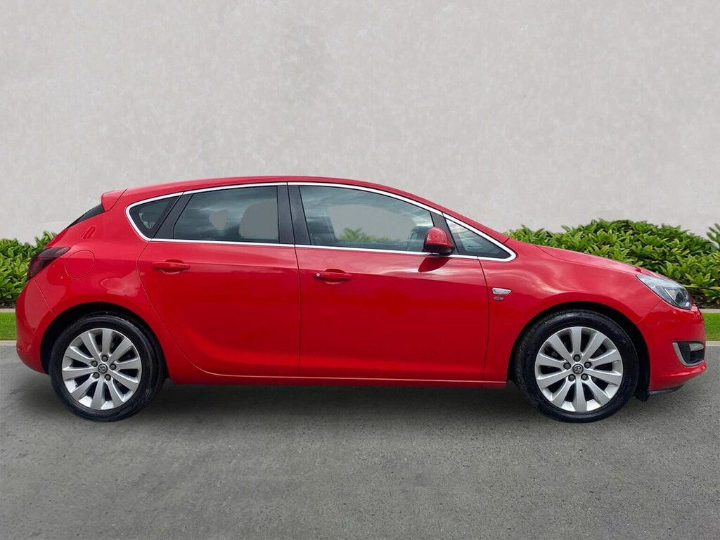 Vauxhall Astra 2.0 Cdti 16V Ecoflex Elite Red