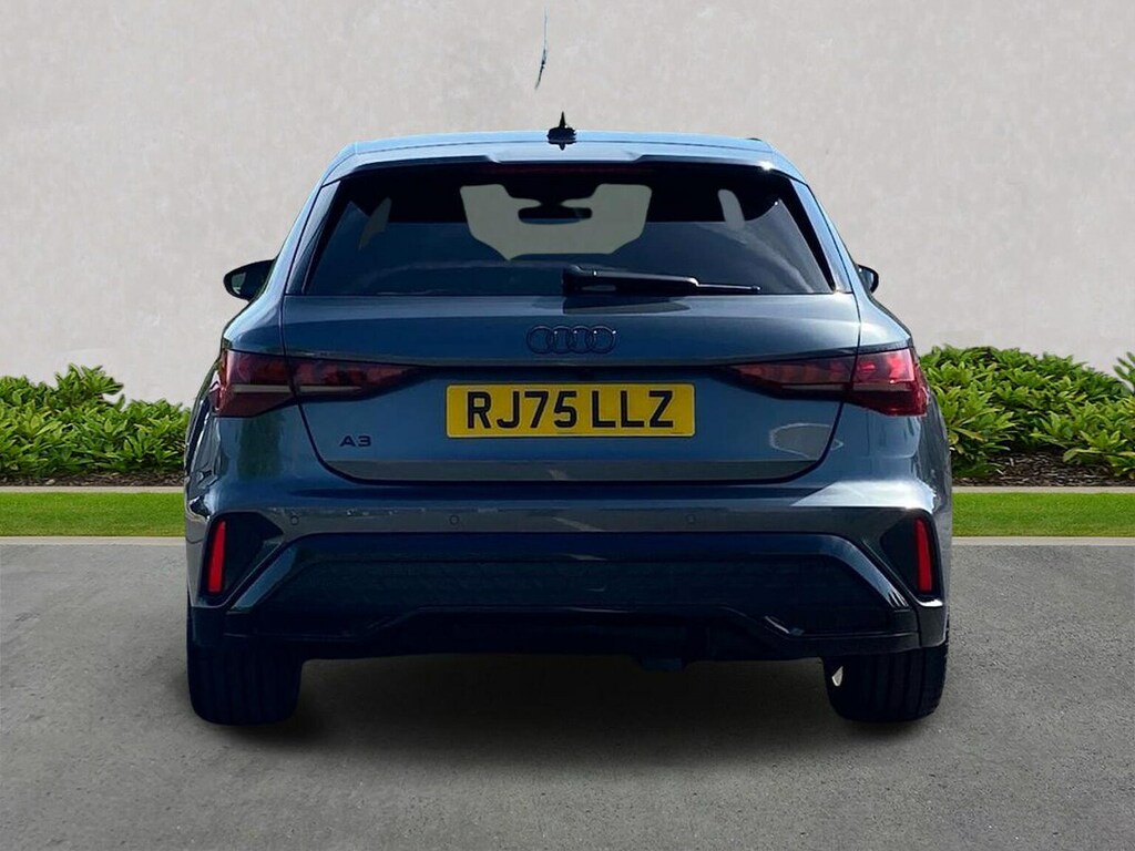 Audi A3 1.5 Tfsi Black Edition Sportback S Tron RJ75LLZ Grey #4