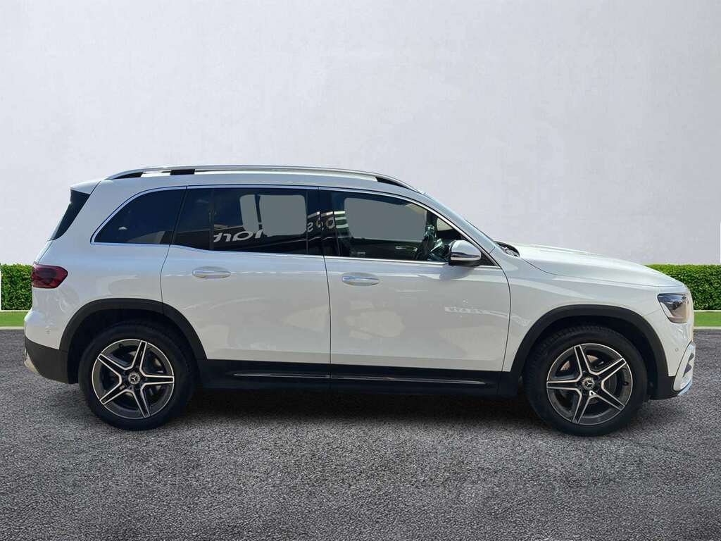 Mercedes-Benz GLB Class Glb 200 Amg Line Executive 7G-tronic KP25PHN White #3