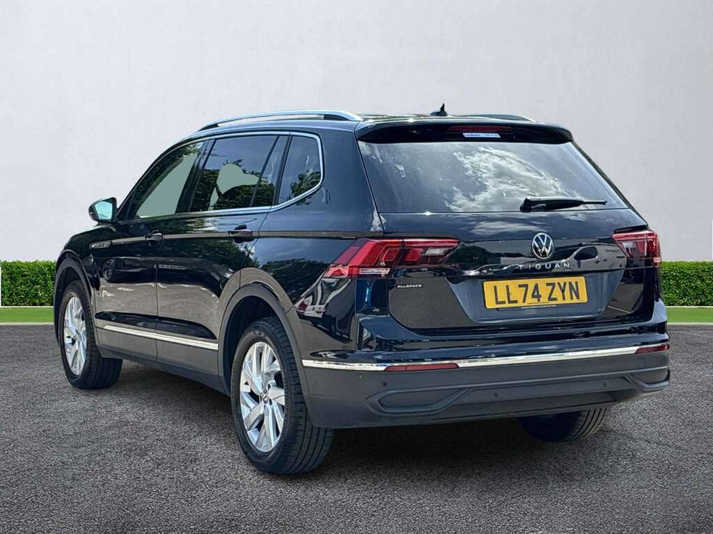 Volkswagen Tiguan Allspace 1.5 Tsi Life Black #2