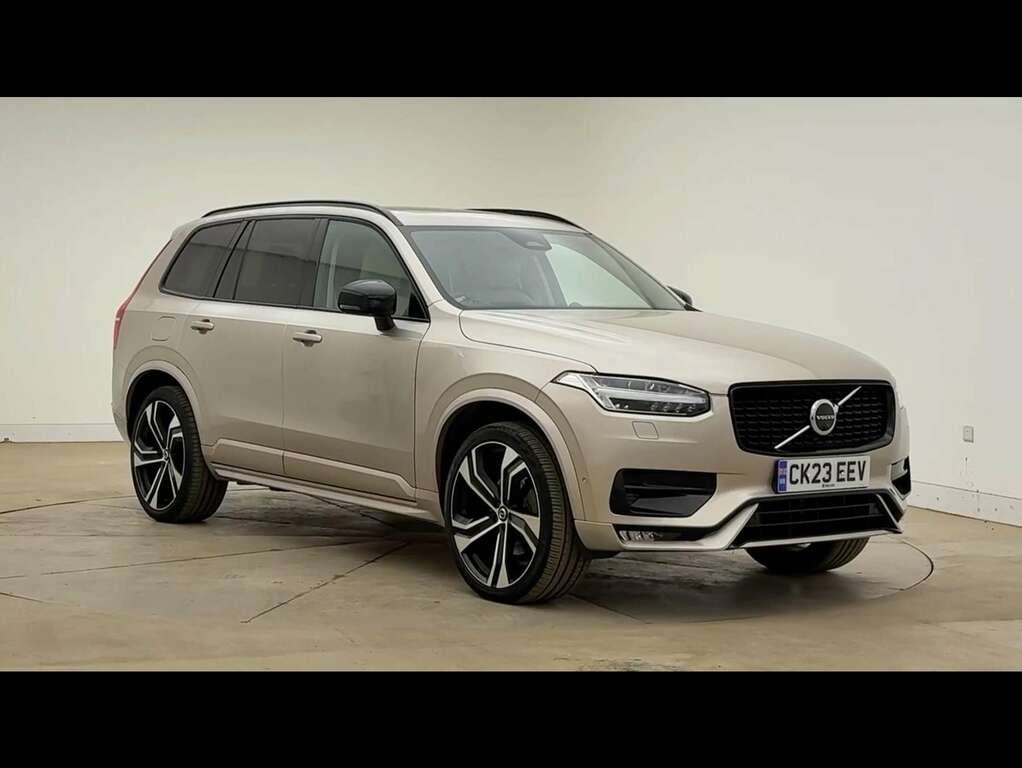 Volvo XC90 2.0 B5p Ultimate Dark Awd Geartronic Gold
