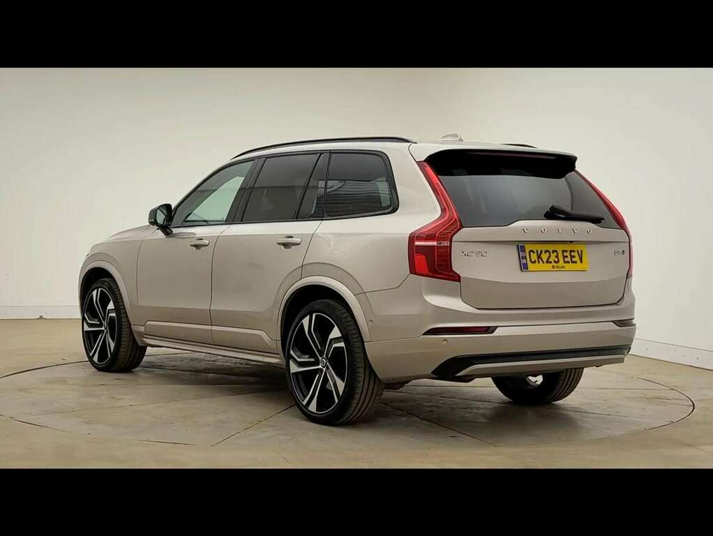 Volvo XC90 2.0 B5p Ultimate Dark Awd Geartronic Gold #2